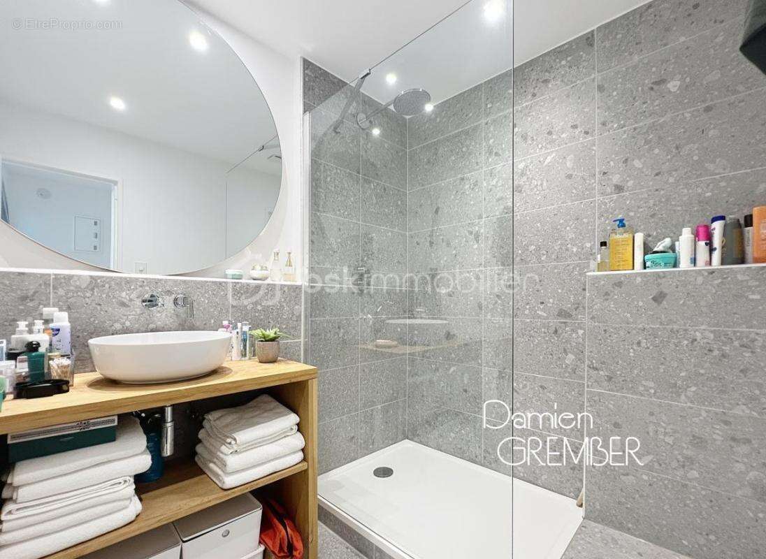  Beau T3 climatisé traversant avec cellier dans résidence avec piscine ‍ - photo 5