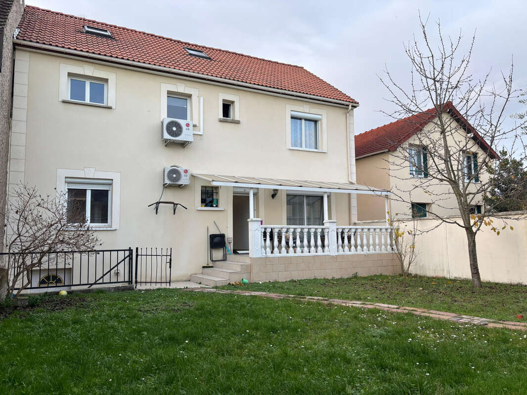 Maison à DRANCY