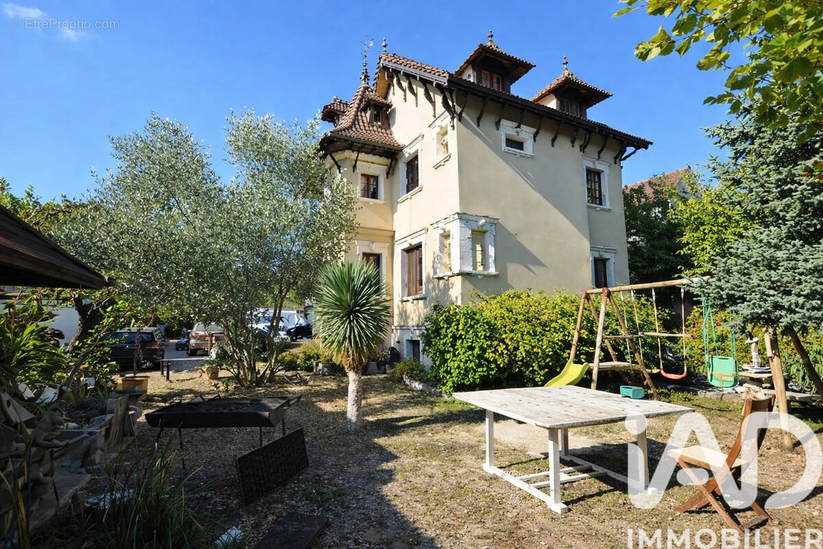 Photo 1 - Maison à HOUILLES