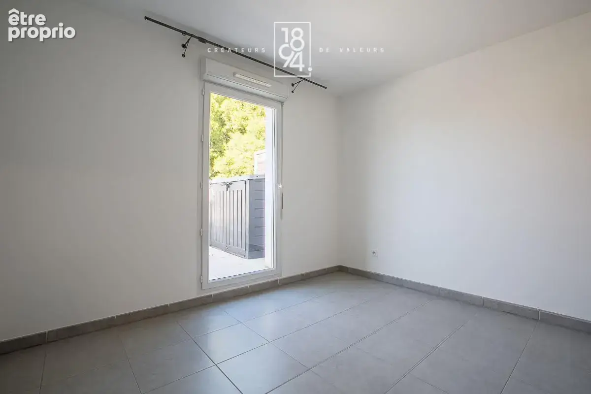 Appartement T3 à vendre Marseille 5ème (13005) I 54 m2 I Terrasse de 46 m2 I SAINT-PIERRE - photo 10