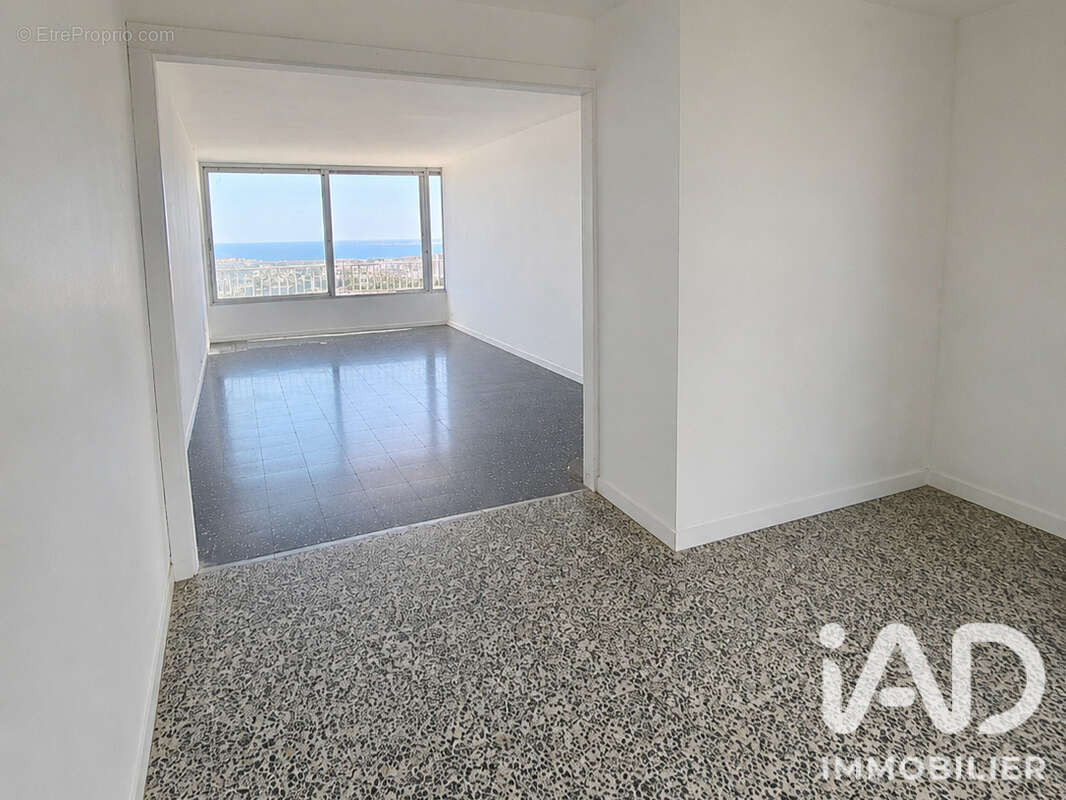 Photo 3 - Appartement à MARSEILLE-9E