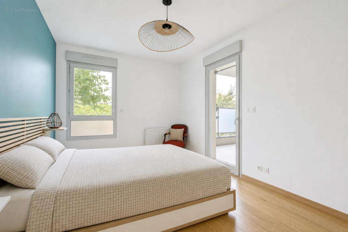 Appartement à SAINTE-FOY-LES-LYON