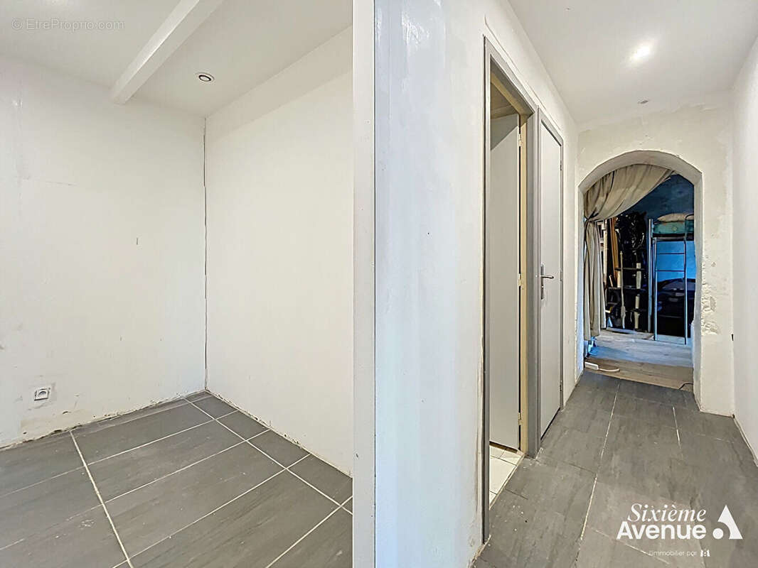 Appartement Saint Symphorien D Ozon 3 pièces 75 m² + combles aménageables et garage - photo 3