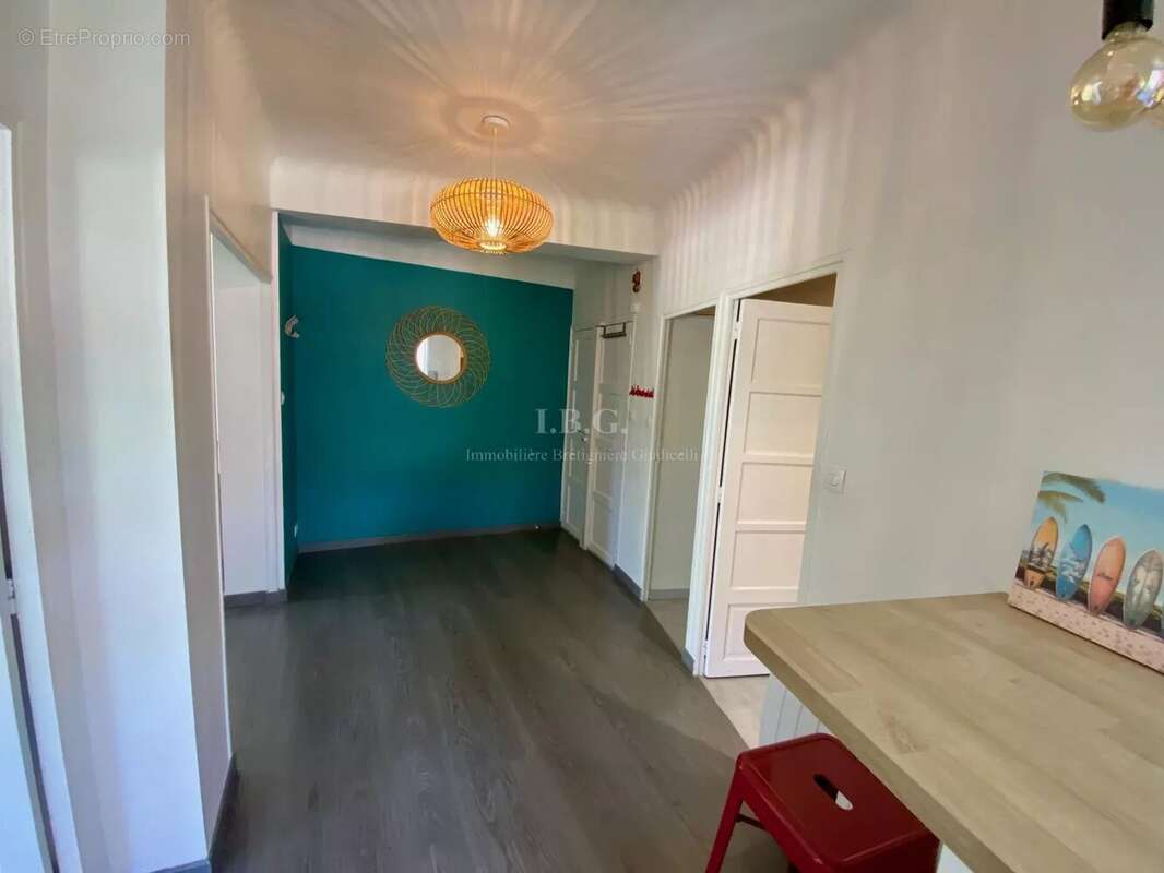 Appartement à MARSEILLE-8E