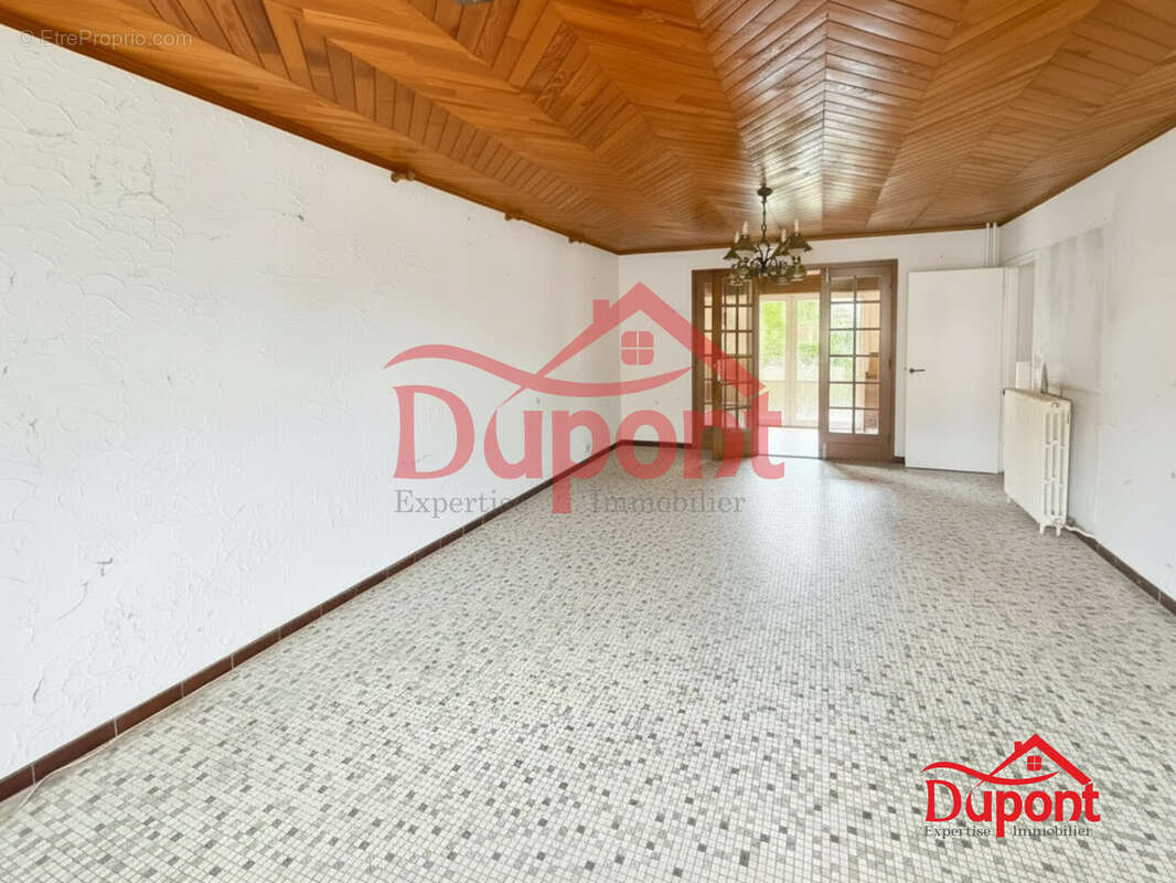 Chambre ia  - Maison à MASNIERES