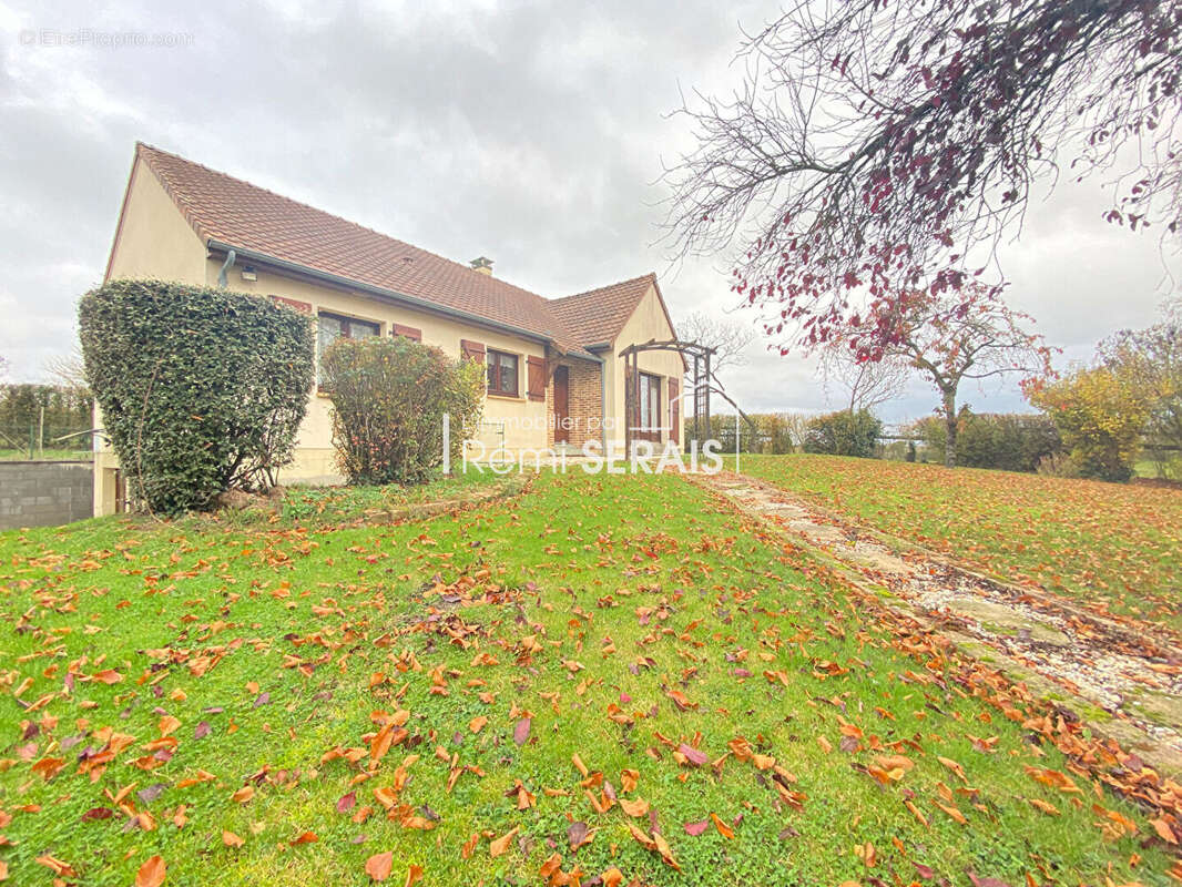 Maison à MOULINS-SUR-ORNE