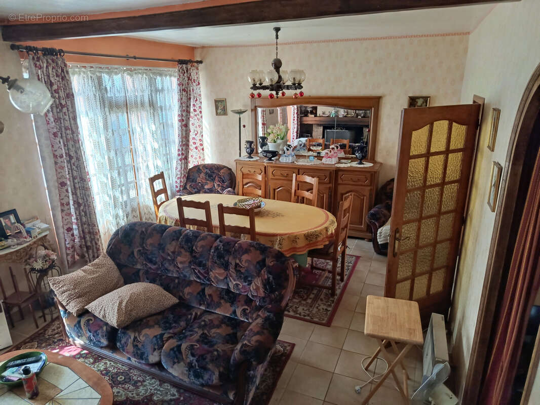 Maison à BENGY-SUR-CRAON