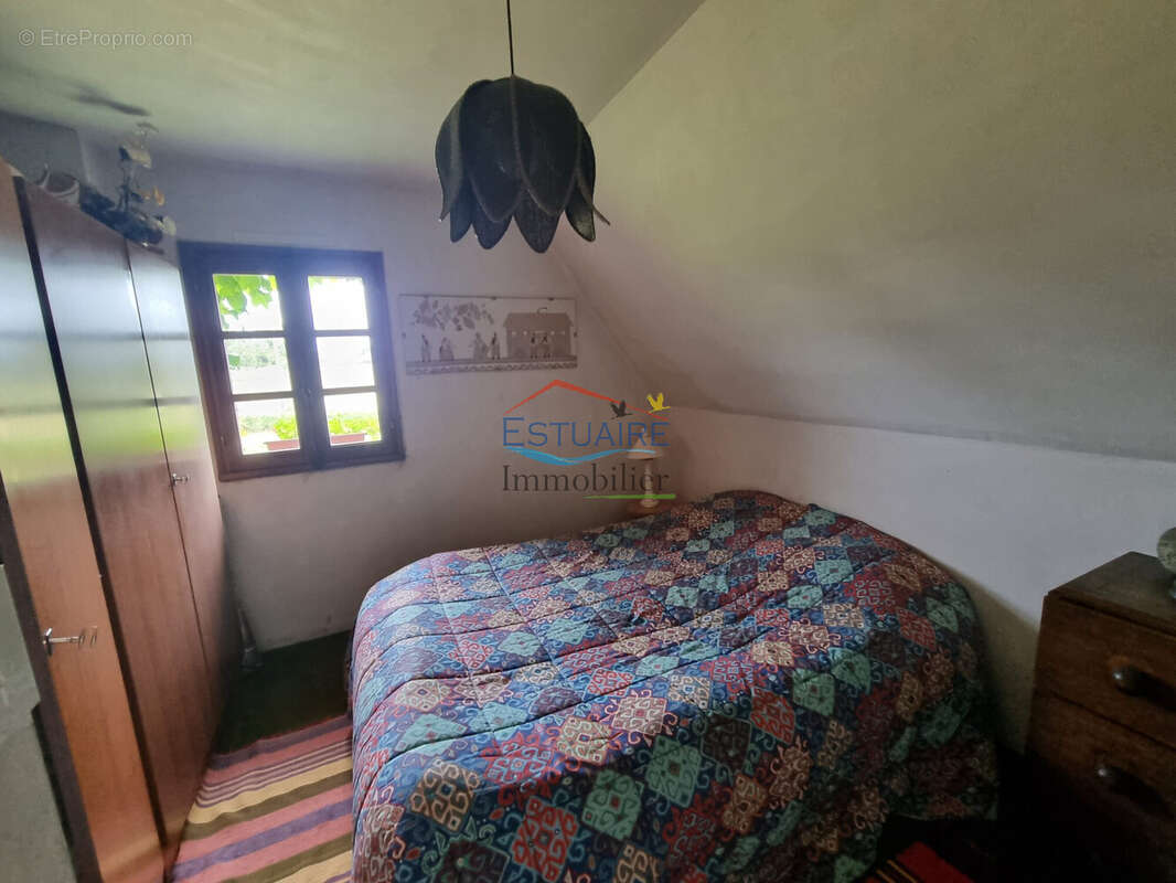 Maison à SAINT-ETIENNE-DE-MONTLUC