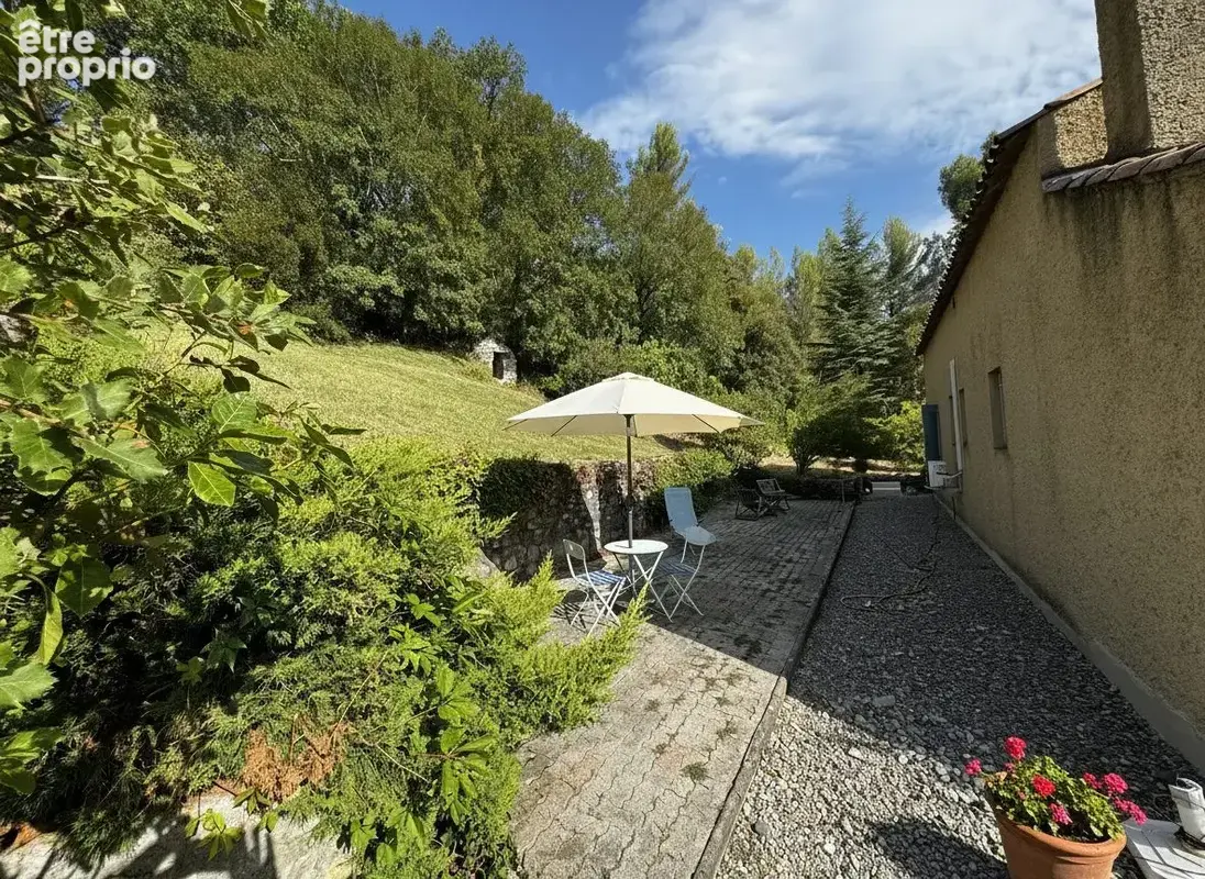Maison 114 m² à Peipin  - photo 4