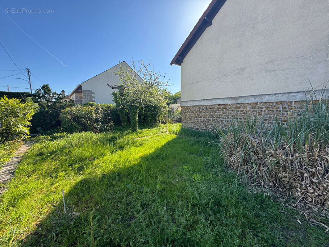 Maison à YERRES