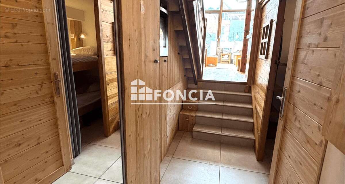 Appartement à LA SALLE-LES-ALPES