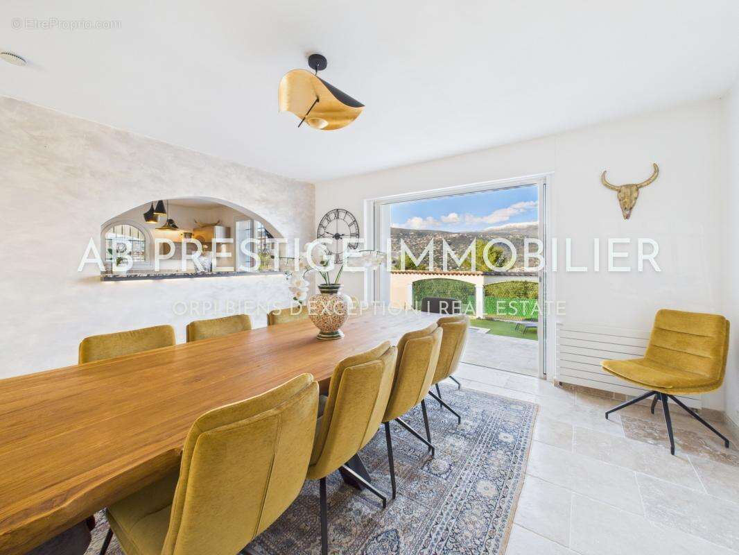 Maison à PEYMEINADE