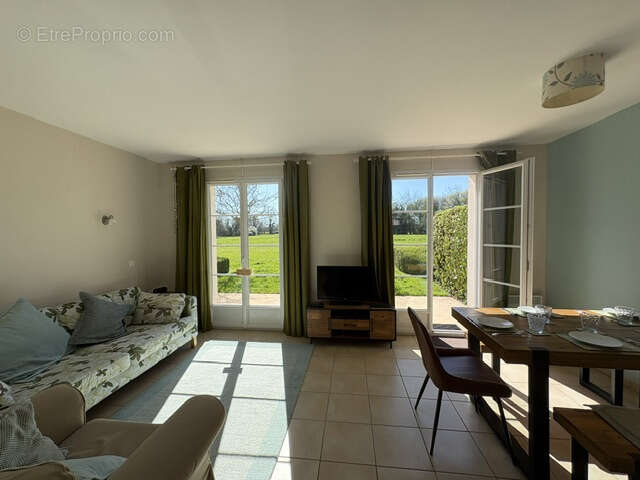 Maison à PORT-EN-BESSIN-HUPPAIN