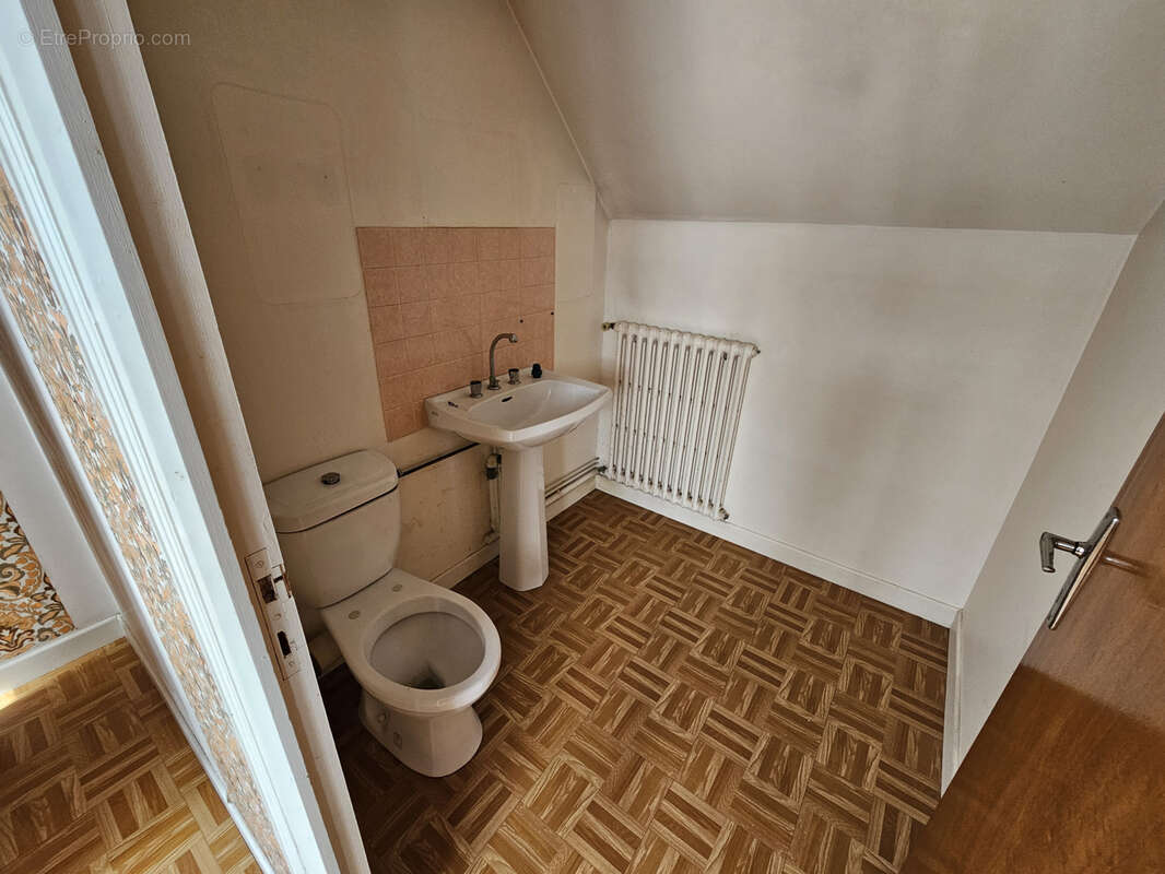 Maison de bourg proche des commerces - photo 10