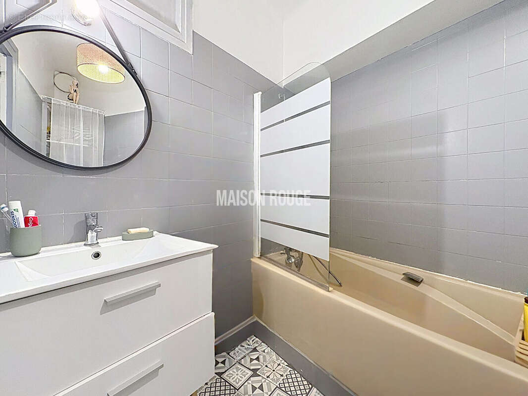 Appartement 81 m² avec terrasse et jardin en hyper-centre de Dinard - photo 8