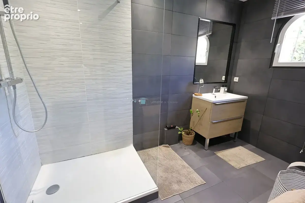 Villa Le Tignet 130 m² avec piscine et sous sol - photo 17