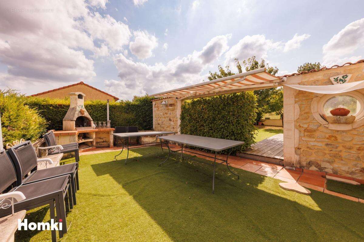 Vue imprenable, aucun vis-à-vis et plain-pied : une maison rare à Billom - photo 19