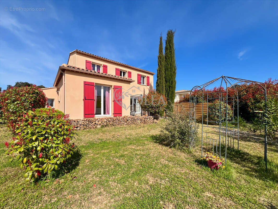 Maison à SAINT-SIFFRET