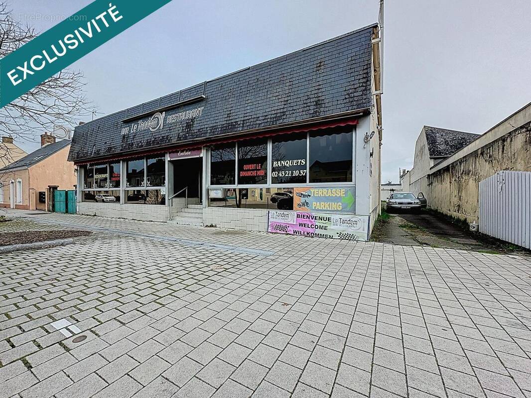 Photo 1 - Commerce à ARNAGE