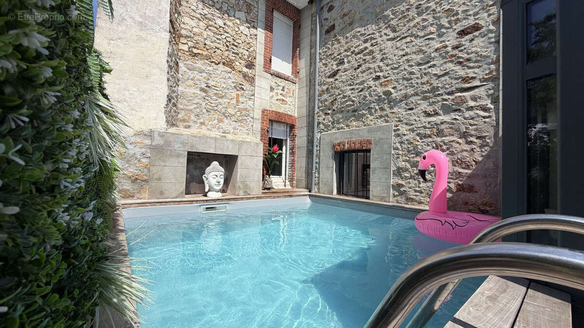 Montoir de Bretagne Bourg Maison 177 m² Garage Piscine - photo 8