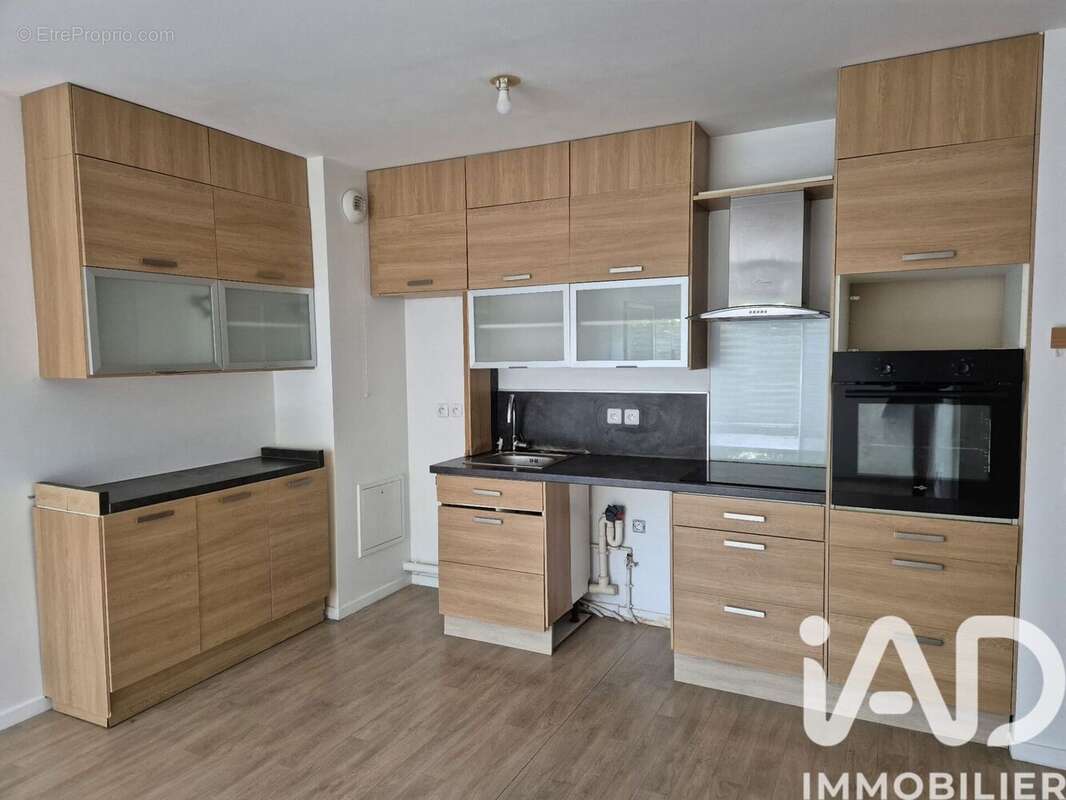Photo 8 - Appartement à CORBEIL-ESSONNES