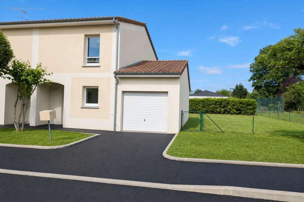 Maison 3 chambres avec garage et jardin - photo 9