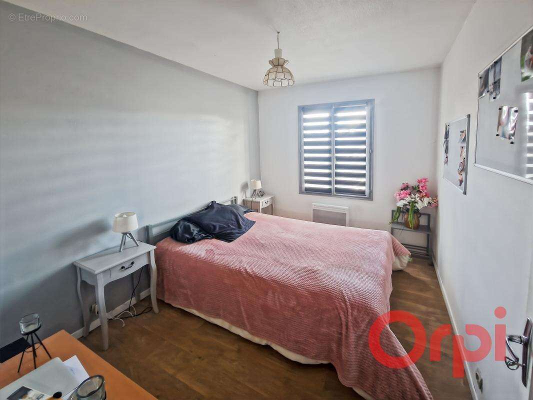 Maison à LA GUERCHE-SUR-L'AUBOIS