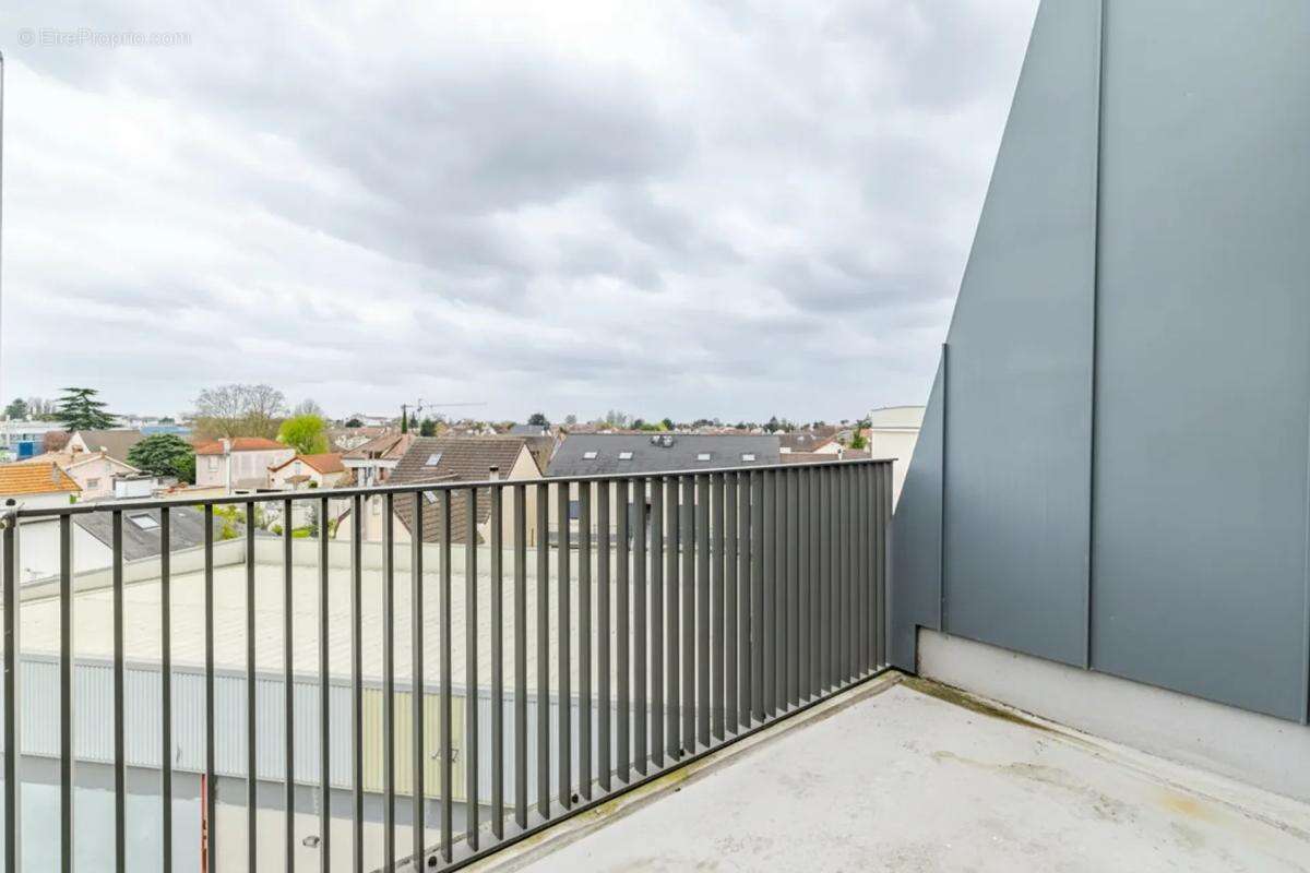 Appartement à CHENNEVIERES-SUR-MARNE