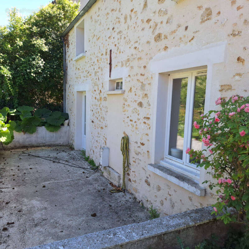 Maison à MARLES-EN-BRIE