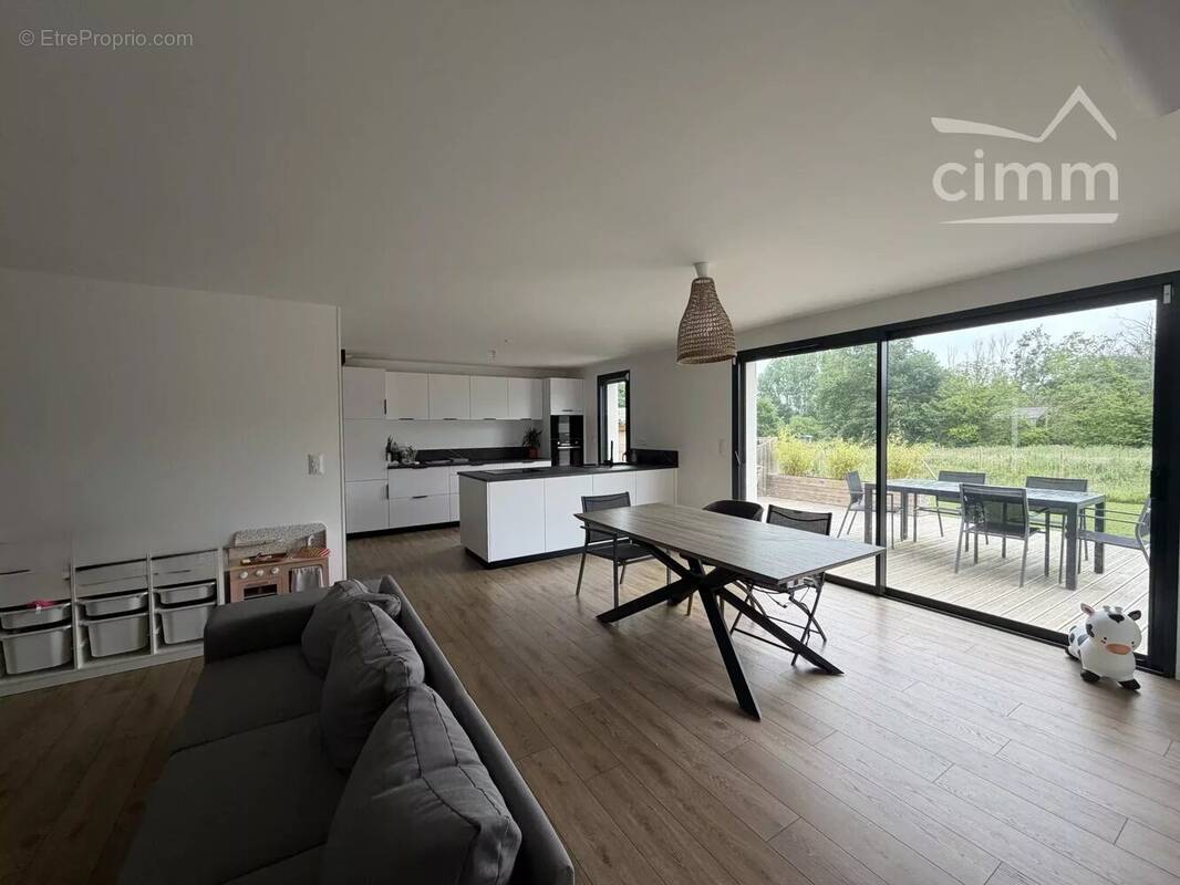Maison à JANS