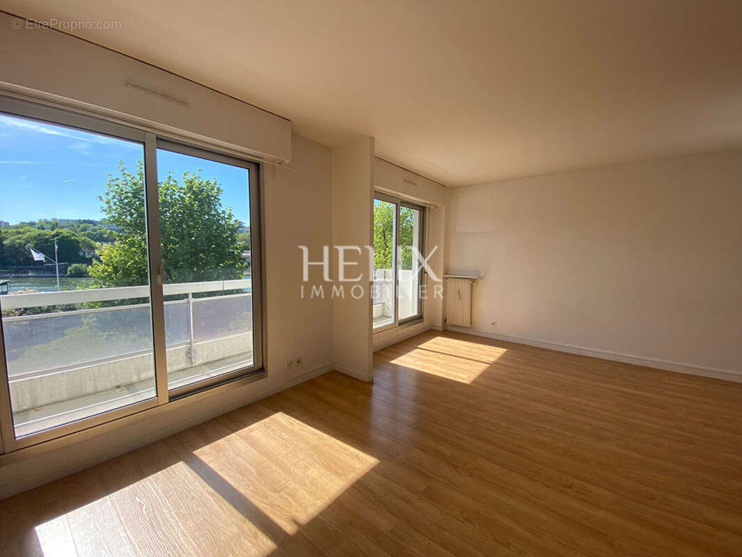 Appartement à LE PECQ