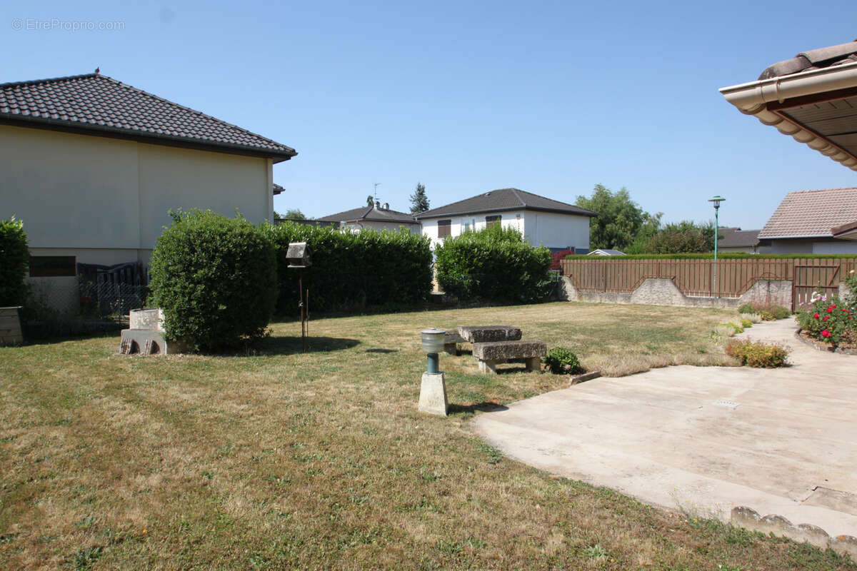 Maison plain pied sur CUVRY - photo 3