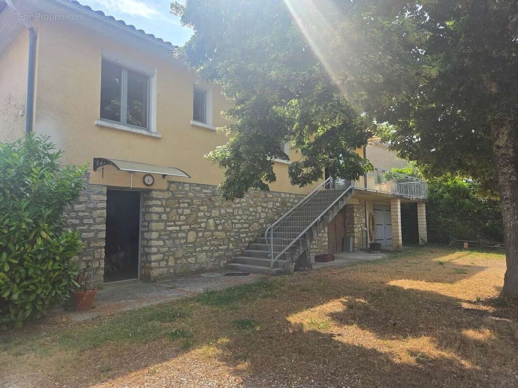 Maison à PRAYSSAC