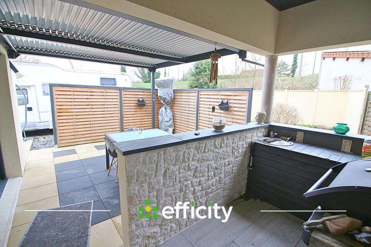 Maison à MEZIDON-CANON