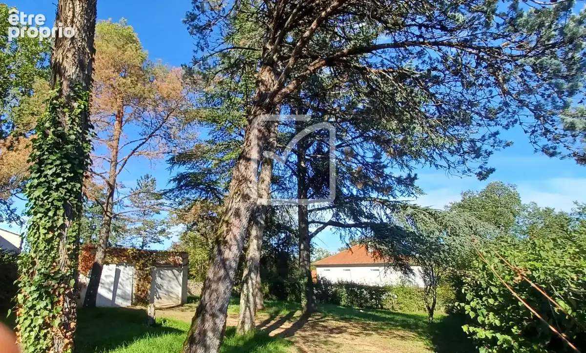 Gramat : maison contemporaine a vendre a deux pas des commerces, dans un quartier rresidentiel sur 1261 m2 de - photo 21