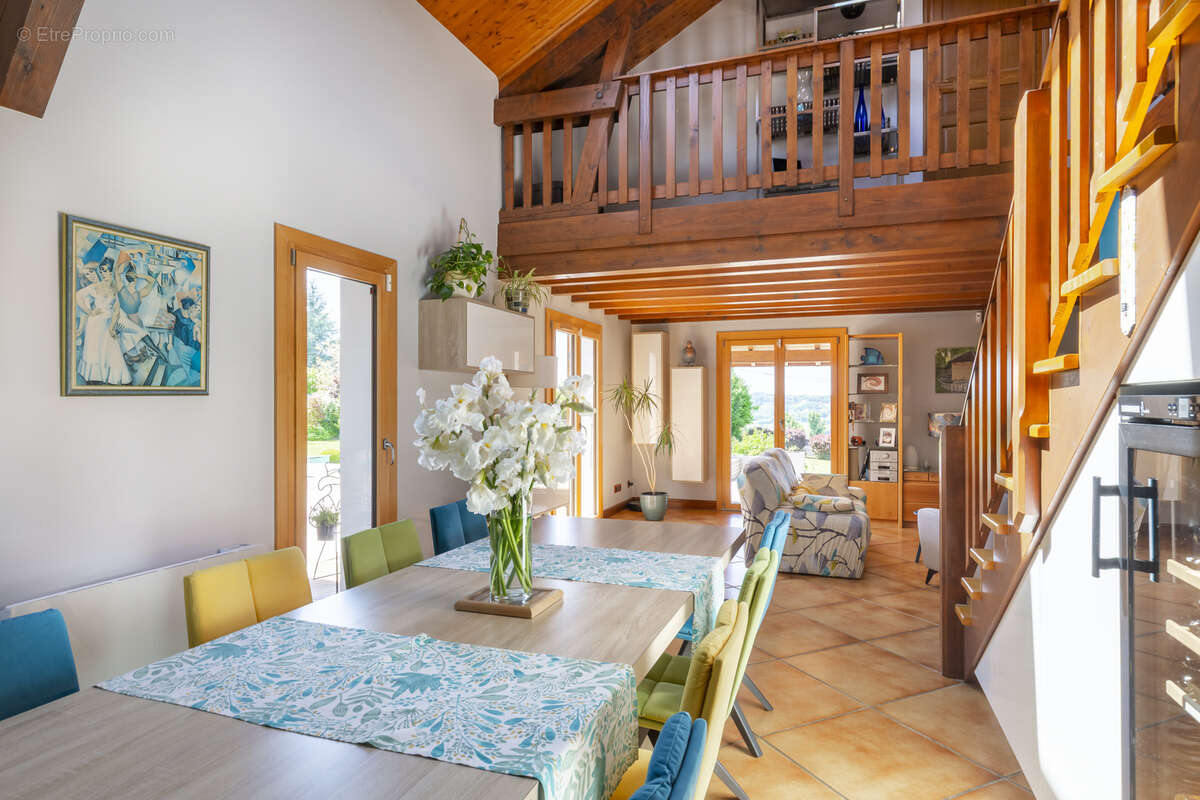 Maison à LES ABRETS