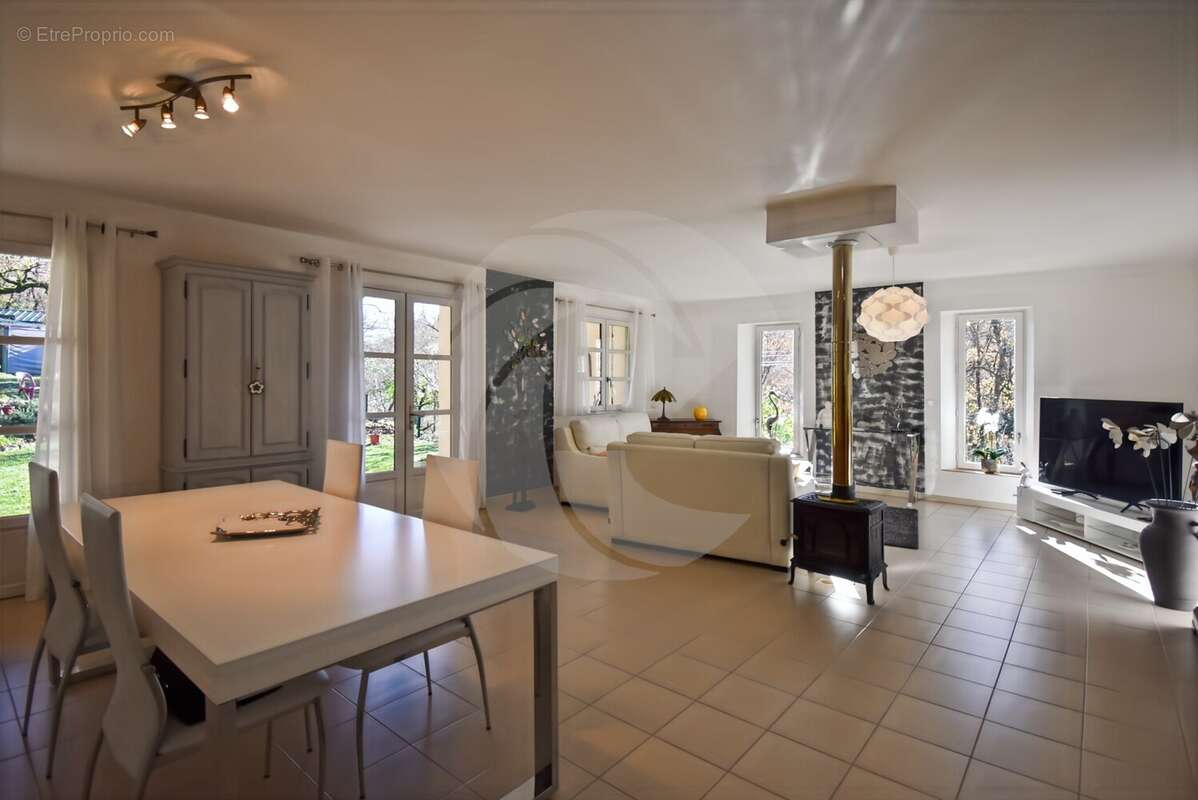 Maison à BRUNIQUEL