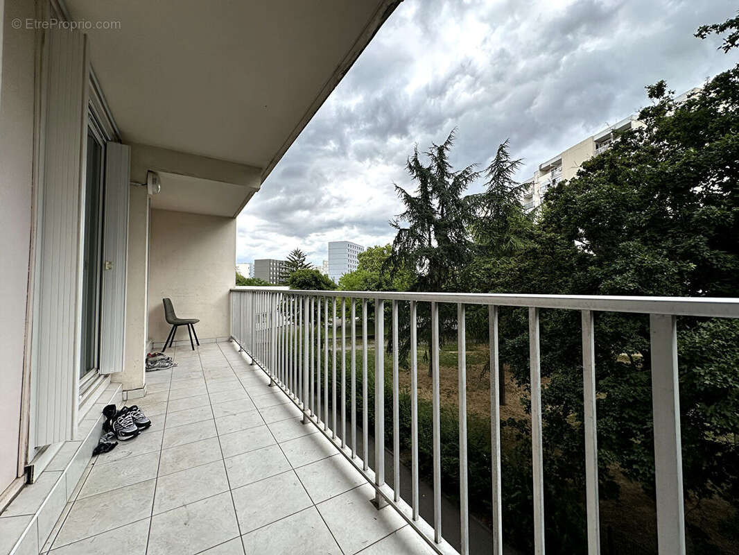 Appartement à VAULX-EN-VELIN