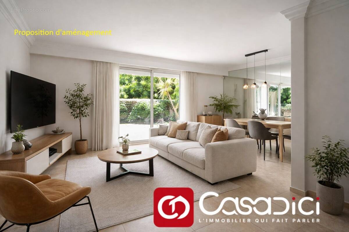 Appartement à MANDELIEU-LA-NAPOULE