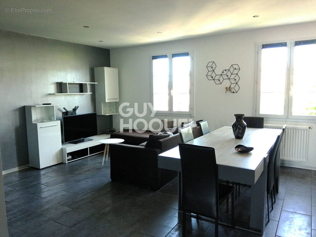 Appartement  3 pièce(s) - photo 1