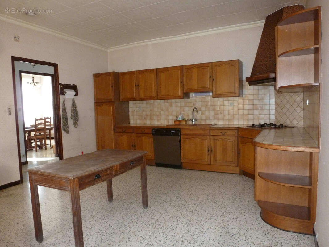 Maison à ROQUEFORT-DES-CORBIERES