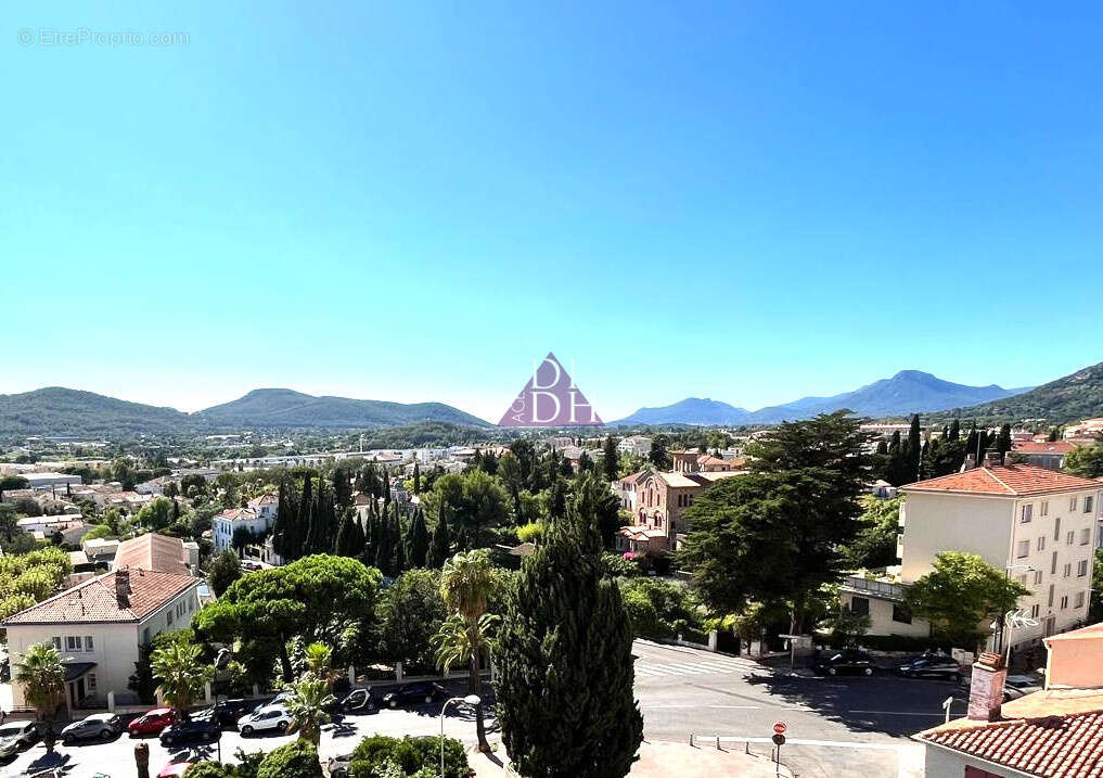 Appartement à HYERES