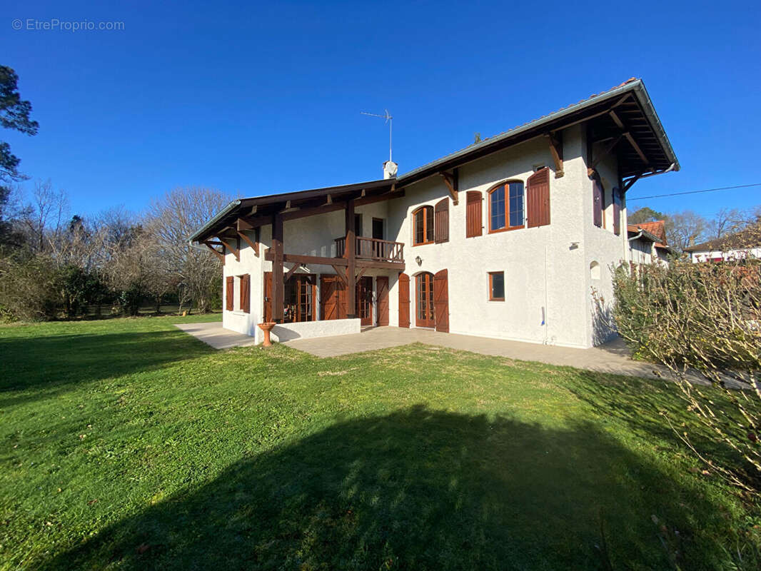 Maison à PRECHACQ-LES-BAINS