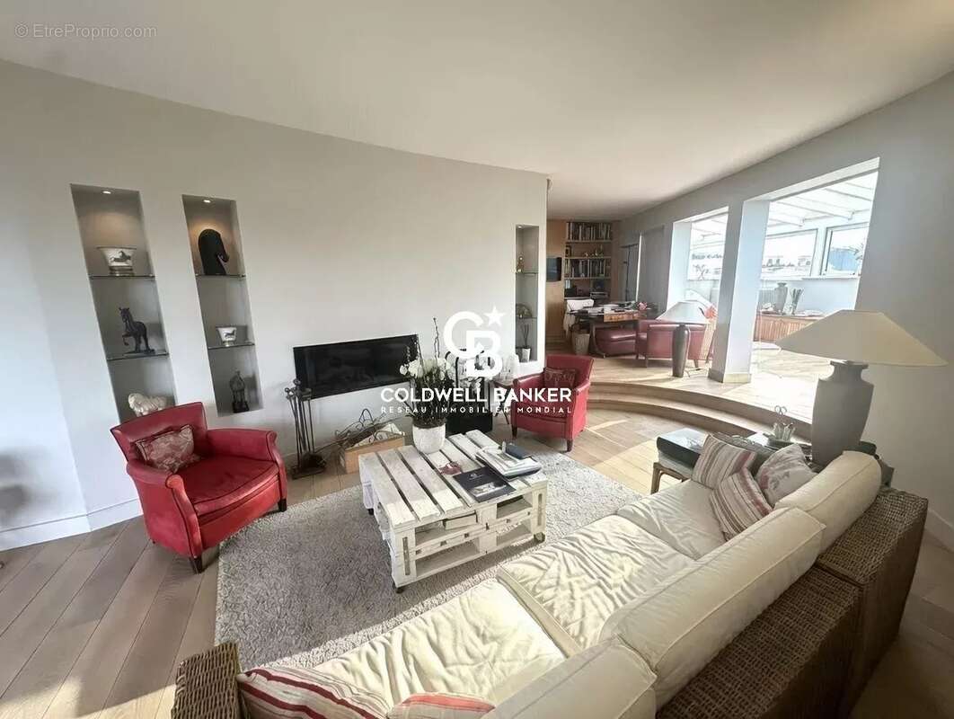 Appartement à BOULOGNE-BILLANCOURT