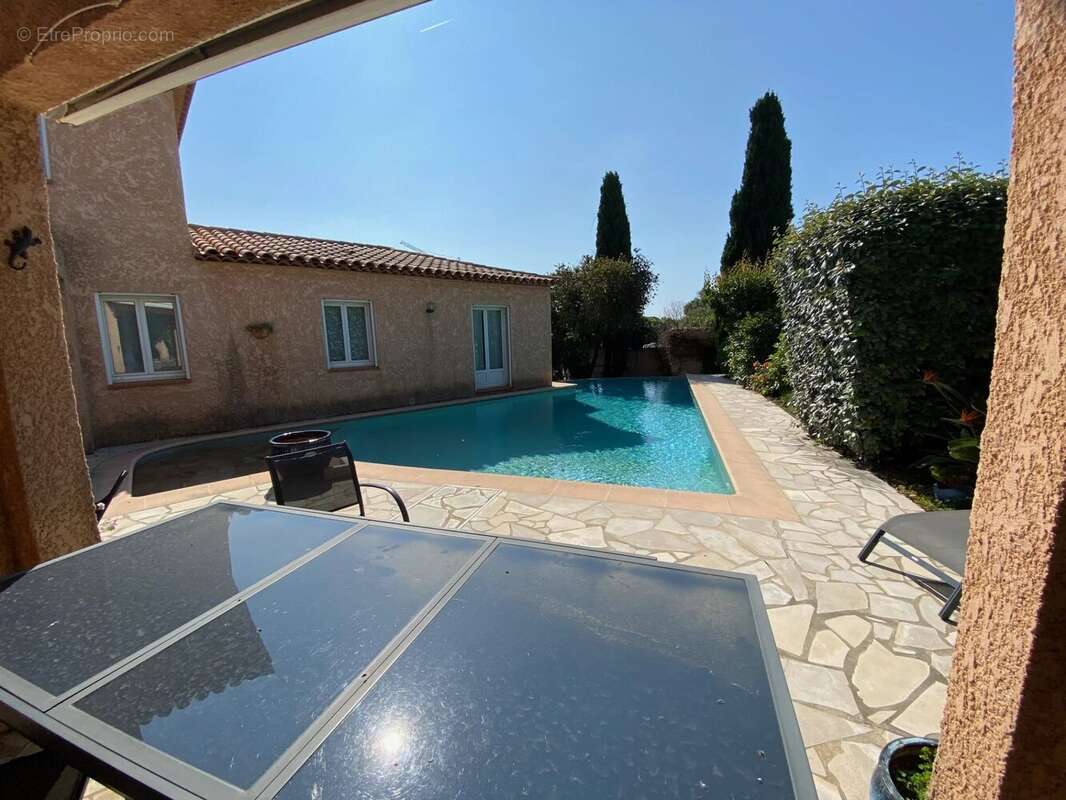 Maison à LA LONDE-LES-MAURES