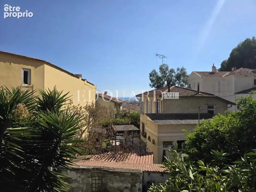 En exclusivité trois pièces à vendre avec splendide terrasse et agréable vue panoramique jusqu’à la mer - photo 3