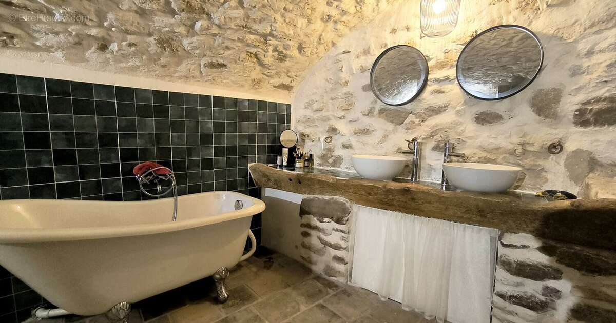Maison à UZES