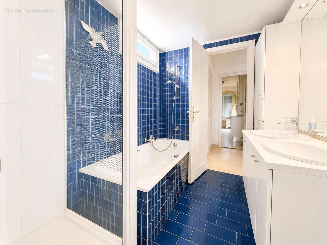   - Appartement à NICE