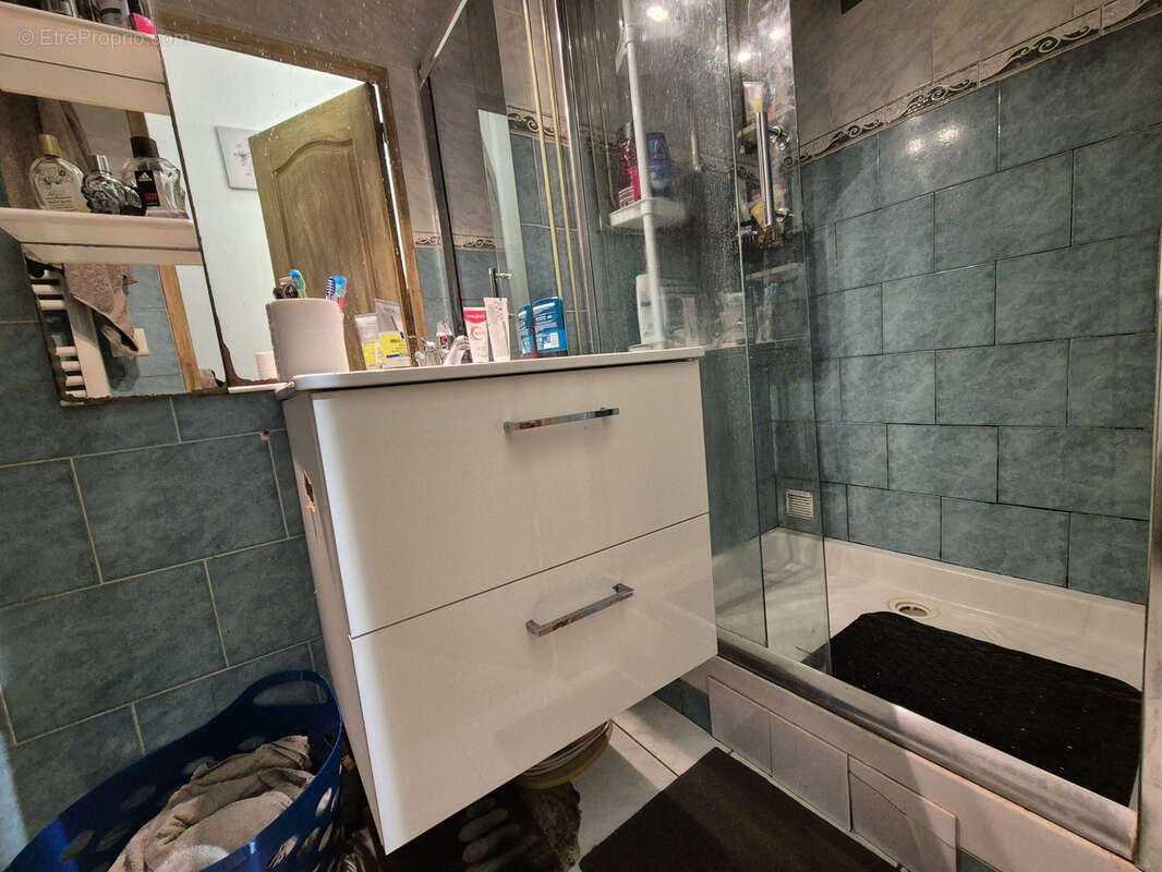 Appartement à CARQUEIRANNE