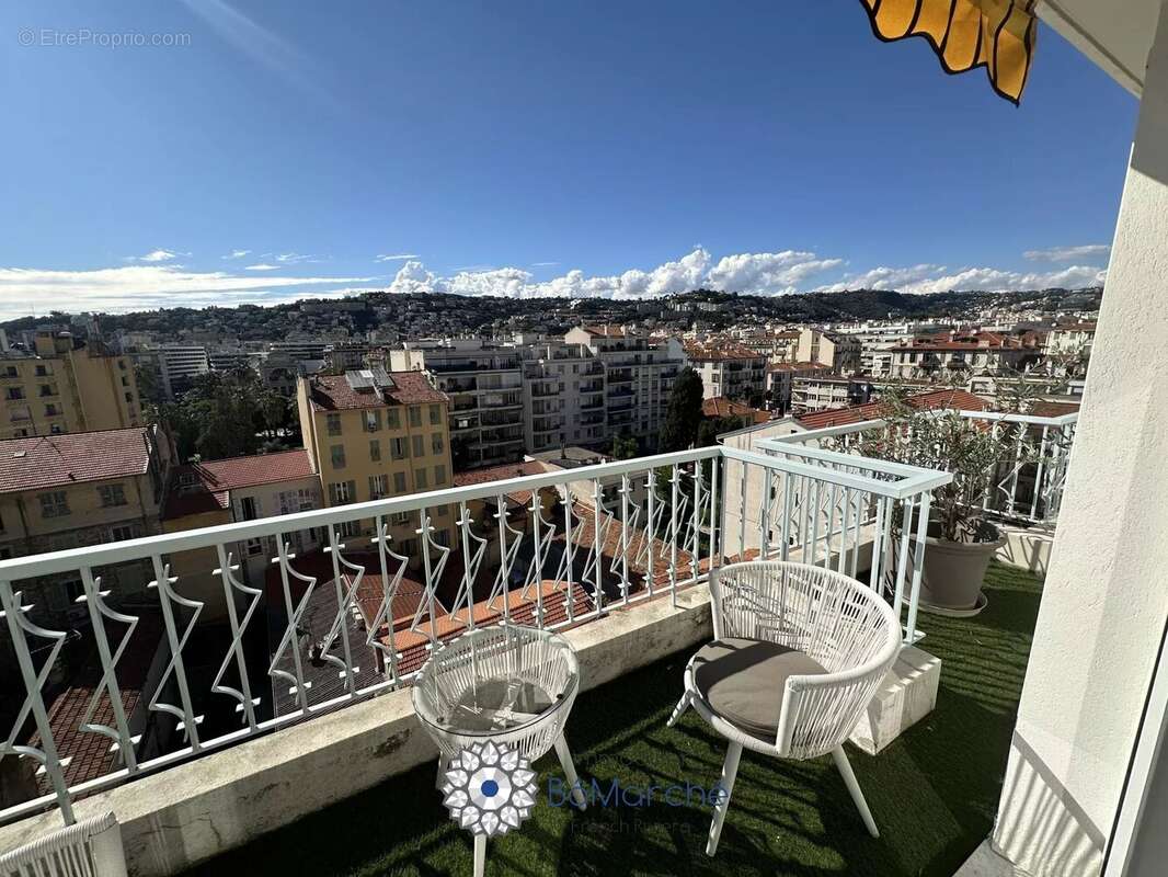 Appartement à NICE